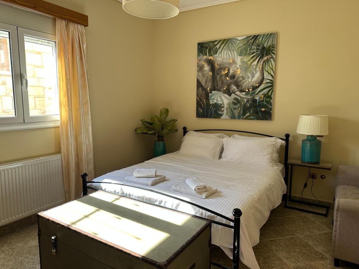 Gavrilis Apartments Nenita Екстер'єр фото