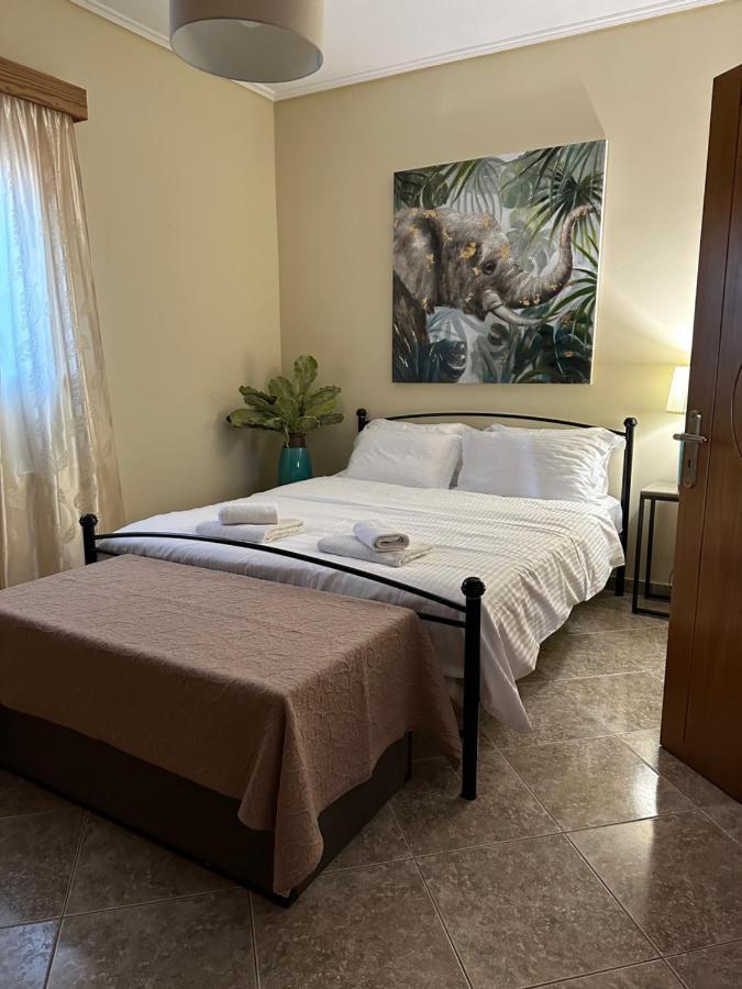 Gavrilis Apartments Nenita Екстер'єр фото